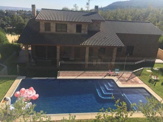 Chalet en venta en Córdoba, Brillante photo 0