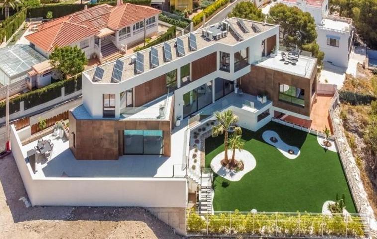 Chalet en venta en Benidorm, Urbanizaciones photo 0