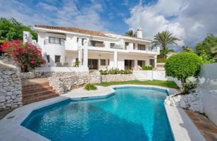 Chalet en alquiler en Marbella, Marbella Golden Mile - Ancon Sierra photo 0