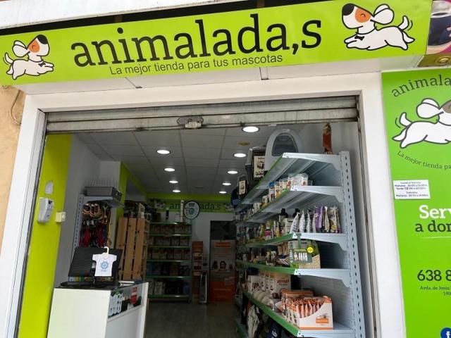 Local comercial en venta en Córdoba, Av. Barcelona - Viñuela - Rescatado photo 0