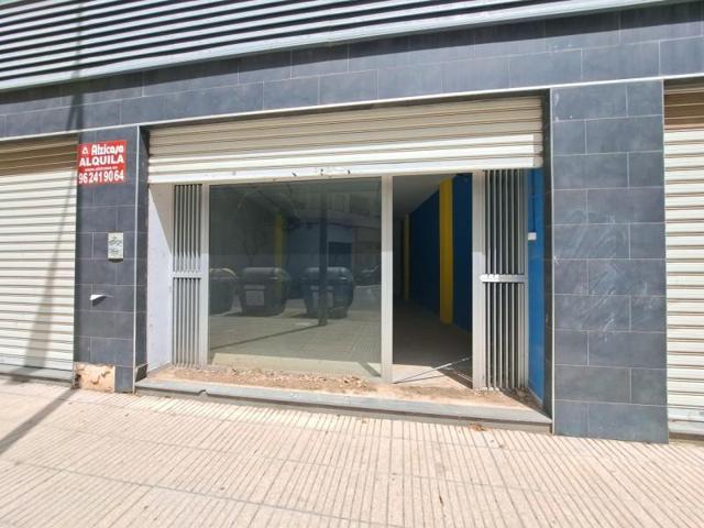 Local comercial en venta en Alzira, Zona Tulell photo 0