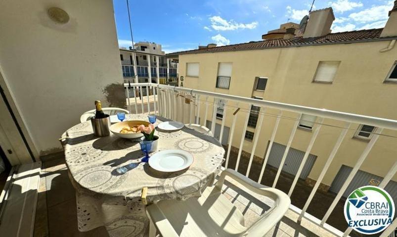 Apartamento en venta en Roses, Salatar photo 0