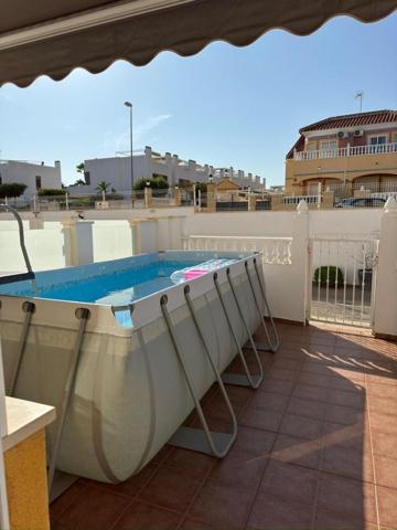 Adosada en venta en Orihuela Costa, La Zenia photo 0