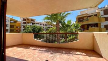 Apartamento en venta en Orihuela Costa, Punta Prima photo 0