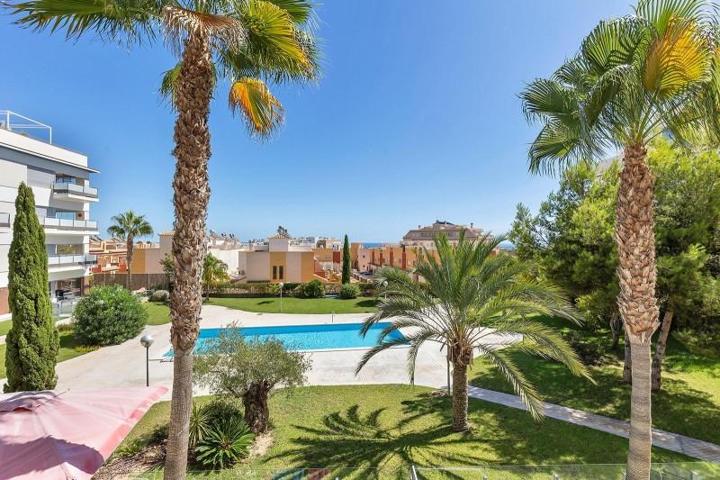 Apartamento en venta en Orihuela Costa, Los Dolses photo 0