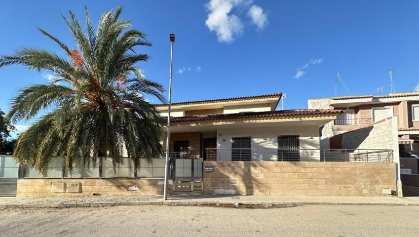 Chalet en venta en Cox, 03350 photo 0