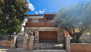 Casa en venta en Sant Celoni, Cal abril photo 0