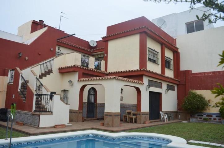 Casa en venta en Puerto Real, Centro photo 0