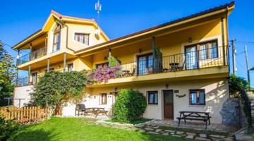 Chalet en venta en Cudillero, Área de Avilés photo 0