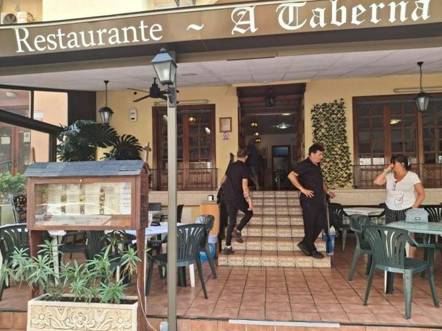 Local comercial en venta en Gandia, Playa de Gandia photo 0