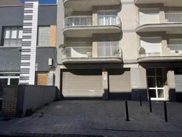 Local comercial en venta en Igualada, Poble Sec photo 0