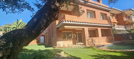 Chalet en venta en Arenys de Mar, Arenys de mar photo 0