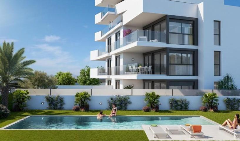 Apartamento en venta en Guardamar del Segura, Puerto Deportivo photo 0