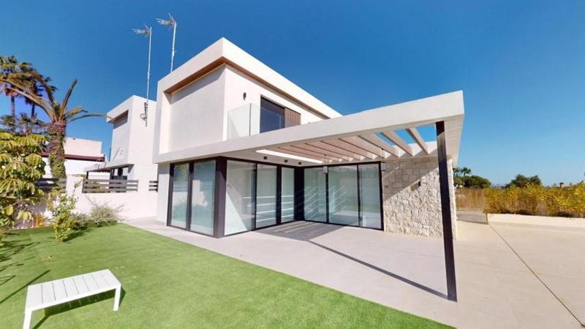 Casas de pueblo en venta en Orihuela Costa, Montezenia photo 0