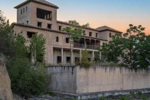 Edificio en venta en Moclín, Moclin Granada photo 0