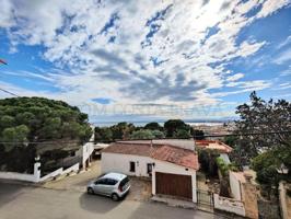 Casa en venta en Roses, Alt Empordà photo 0