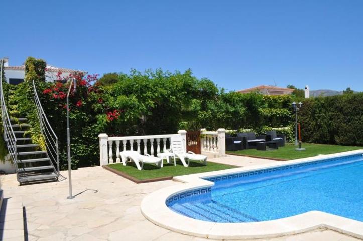 Chalet en alquiler en L'Ametlla de Mar, Girona, 43860 photo 0
