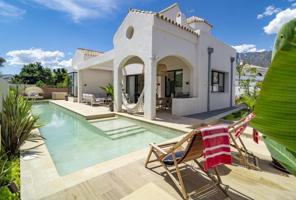 Chalet en alquiler en Marbella photo 0