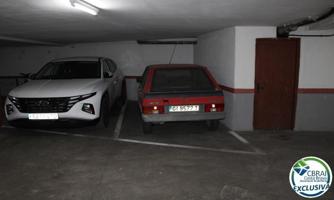 Parking en venta en Roses, Puig Rom photo 0