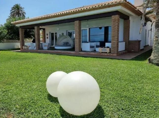 Chalet en venta en Denia, Las Marinas photo 0