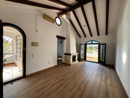 Chalet en venta en Orihuela Costa, Villamartín-Las Filipinas photo 0