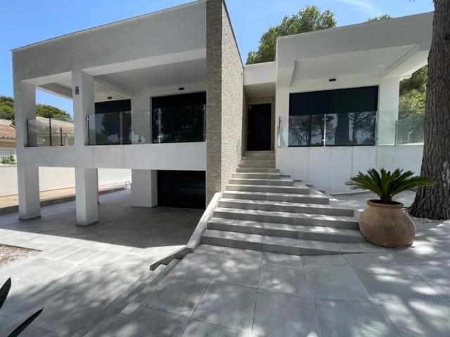 Chalet en venta en Torrevieja, Los balcones photo 0
