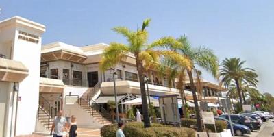 Local comercial en venta en Marbella, Costa del Sol photo 0