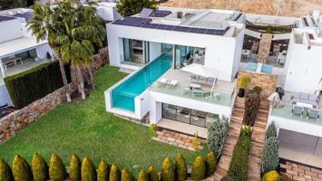 Chalet en venta en Orihuela photo 0