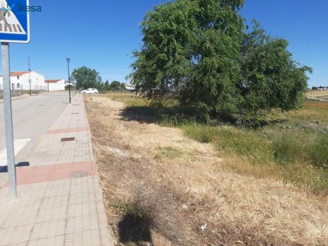 Terreno en venta en Azuaga, Centro photo 0