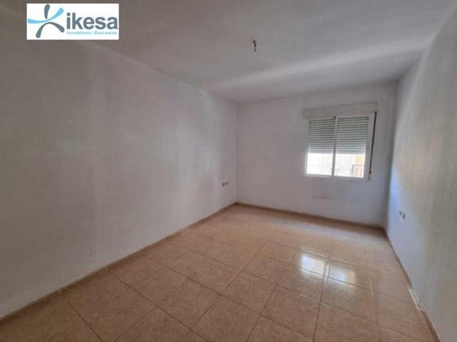 Piso en venta en La Carolina, Carolina, La photo 0