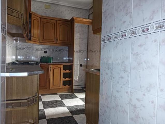 Piso en venta en Úbeda, Ubeda photo 0