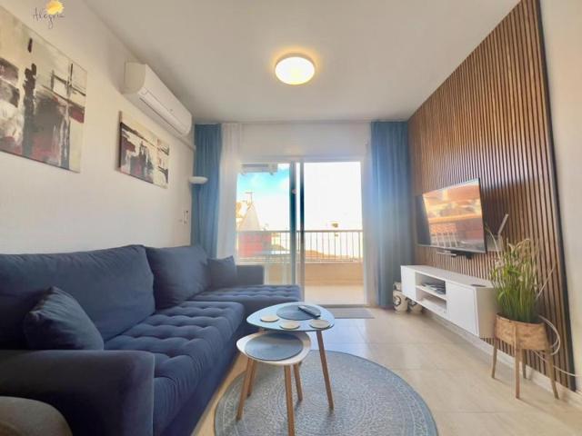 Apartamento en venta en Torrevieja, Playa del cura photo 0