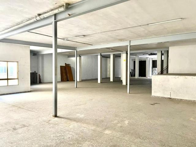 Local comercial en venta en Elche, Carrus photo 0