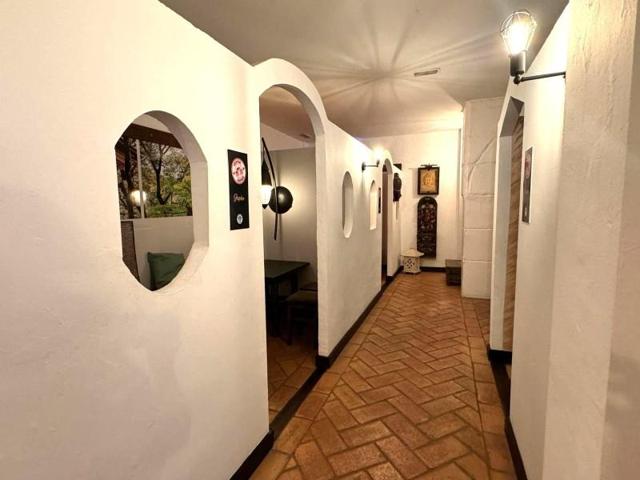 Local comercial en venta en Benalmádena, Benamaina photo 0