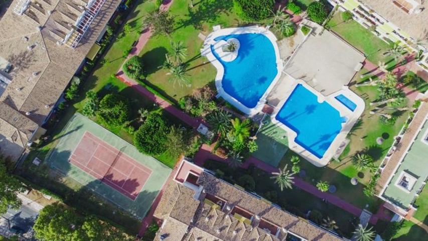 Planta baja en venta en Marbella, Nagüeles photo 0