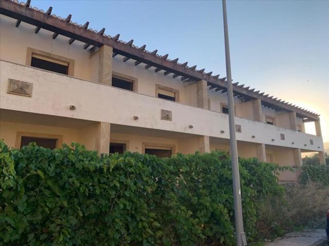 Edificio en venta en Parcent, Centro photo 0