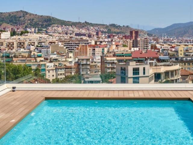Apartamento en venta en Barcelona photo 0