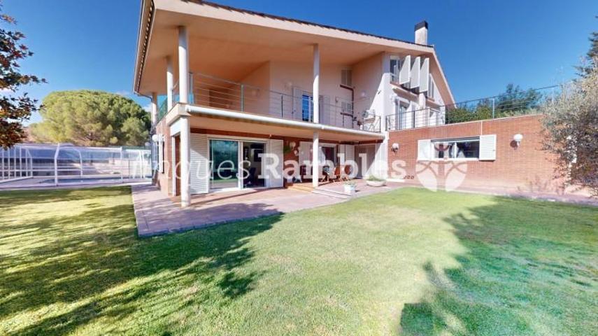 Casa en venta en Igualada, ST. JAUME SESOLIVERES photo 0