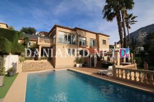 Chalet en venta en Denia, El Montgo photo 0