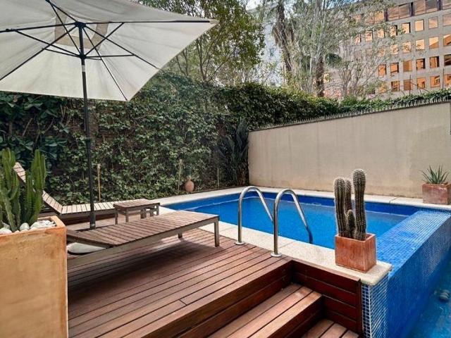 Apartamento en venta en Barcelona photo 0