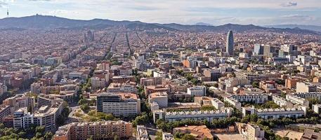 Edificio en venta en L'Hospitalet de Llobregat, Pubilla cases photo 0