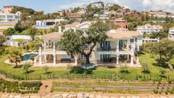 Chalet en venta en Marbella, Marbella Este - La Mairena photo 0