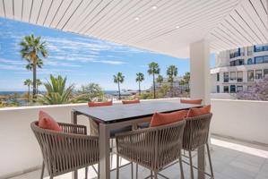 Apartamento en alquiler en Marbella, La Fontanilla - Gran Marbella photo 0