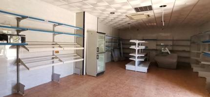 Local comercial en venta en Linares, Calle Blasco Ibañez, 23700 photo 0