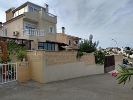 Chalet en venta en Orihuela Costa, Las Filipinas photo 0