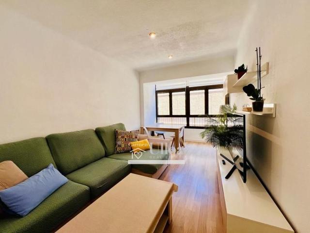 Apartamento en venta en Alicante, Centro photo 0