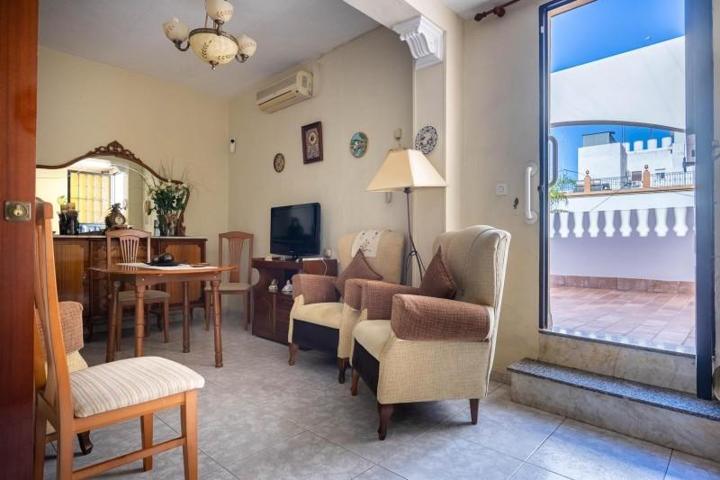Casa en venta en Alcalá de Guadaira, Centro photo 0