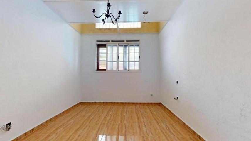 Piso en venta en Las Palmas de Gran Canaria, La Isleta photo 0