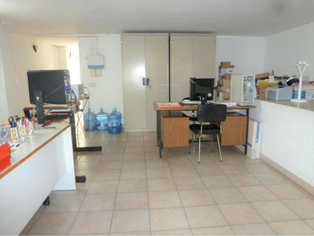 Oficina en venta en Cornellà de Llobregat, Riera photo 0