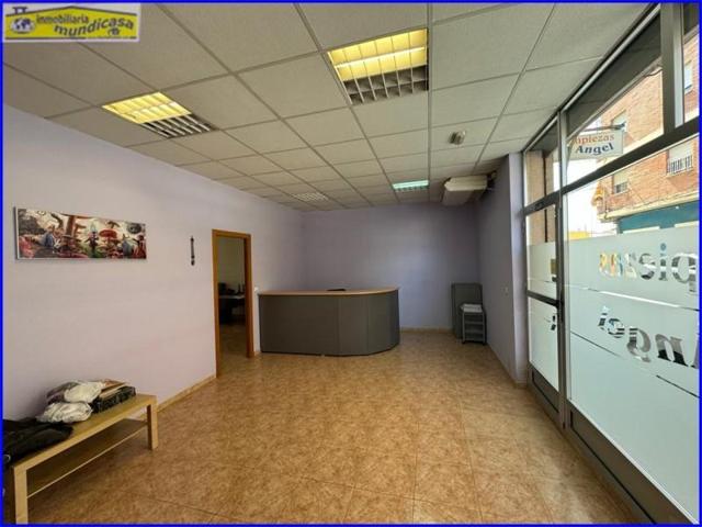 Local comercial en venta en Santomera, El rosario photo 0